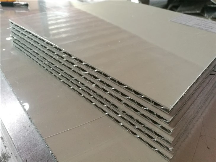بلندی اور دیواروں کے لیے 4mm ایلومینیم نالیدار جامع پینل